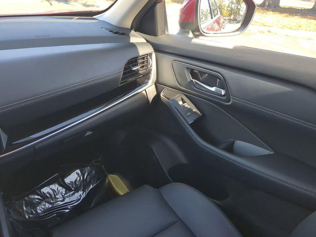 used 2025 Nissan Rogue car, priced at $31,988