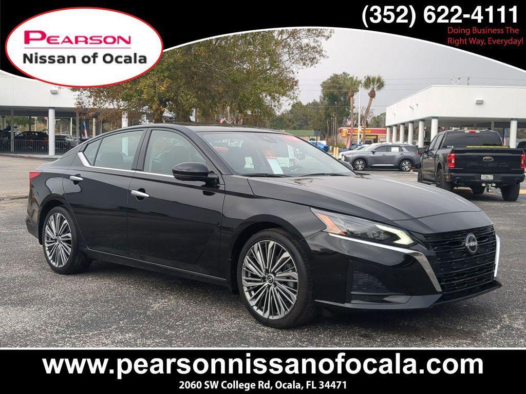 used 2025 Nissan Altima car