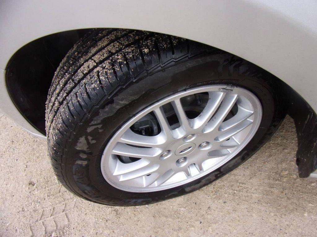 used 2010 Ford Focus car, priced at $5,500