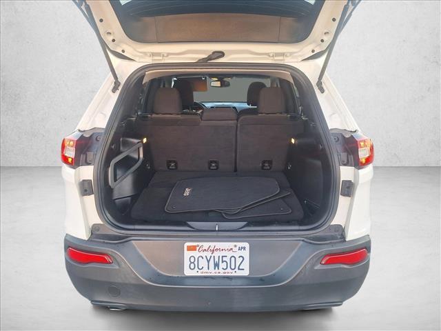 used 2018 Jeep Cherokee car, priced at $13,572