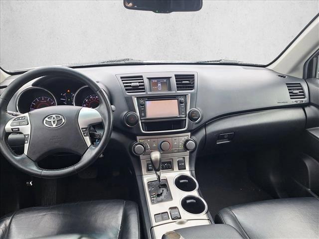 used 2013 Toyota Highlander car, priced at $13,491