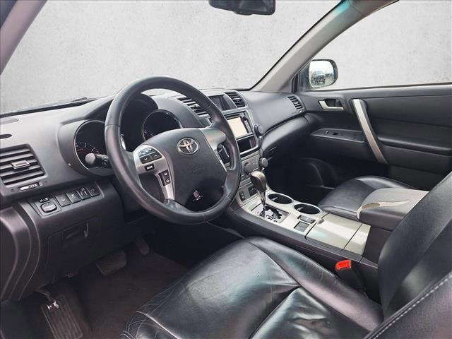 used 2013 Toyota Highlander car, priced at $13,491
