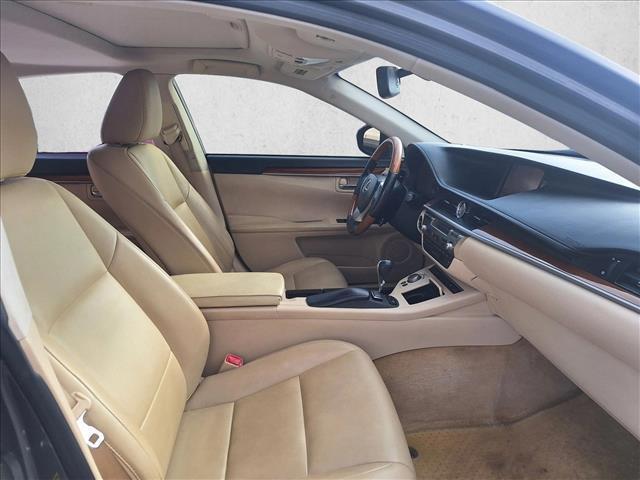 used 2013 Lexus ES 300h car, priced at $14,099