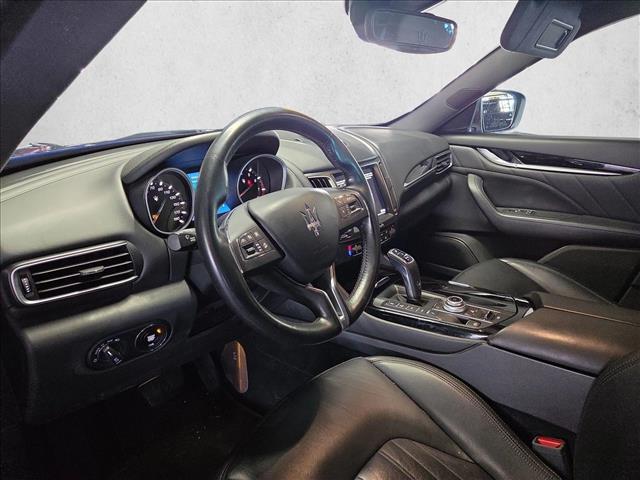 Maserati Levante view 9