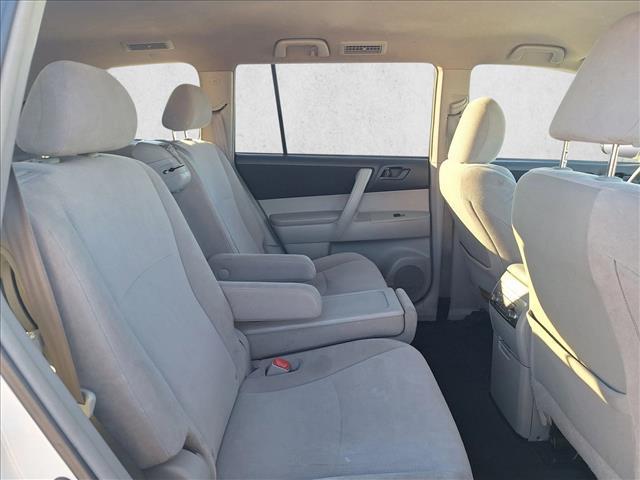 used 2012 Toyota Highlander car, priced at $11,595