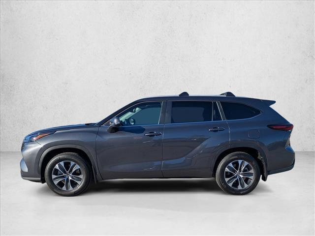 new 2025 Toyota Highlander car, priced at $47,333