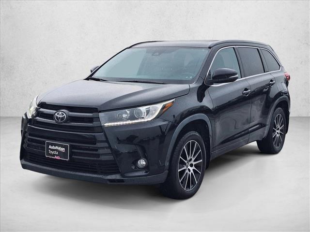 used 2018 Toyota Highlander car, priced at $22,995