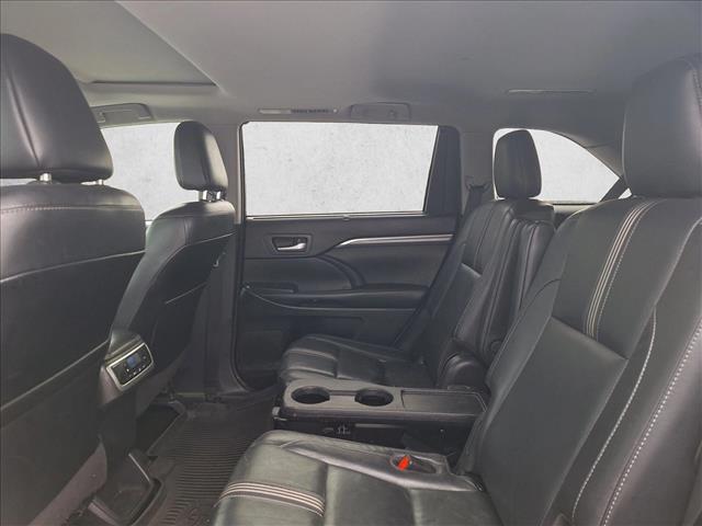 used 2018 Toyota Highlander car, priced at $22,995