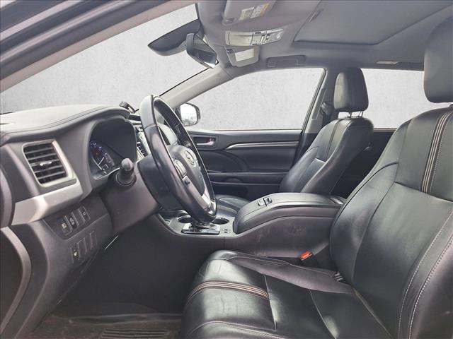 used 2018 Toyota Highlander car, priced at $22,995