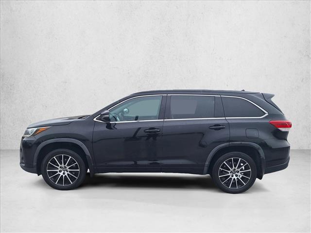 used 2018 Toyota Highlander car, priced at $22,995