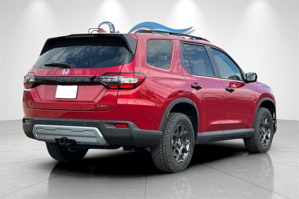 new 2025 Honda Pilot car, priced at $49,855