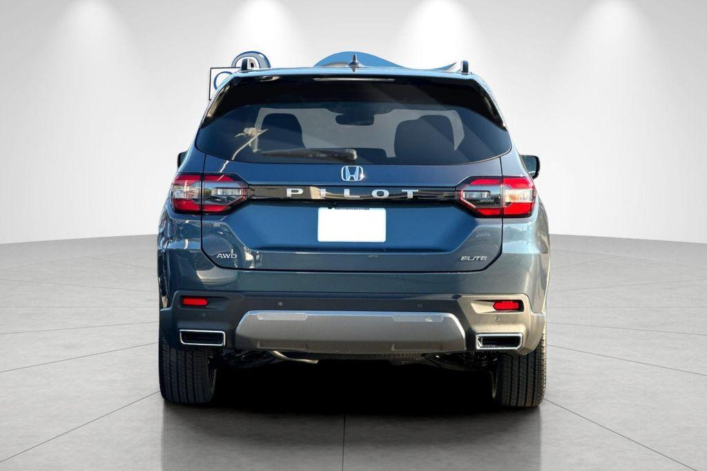 new 2026 Honda Pilot car, priced at $55,190