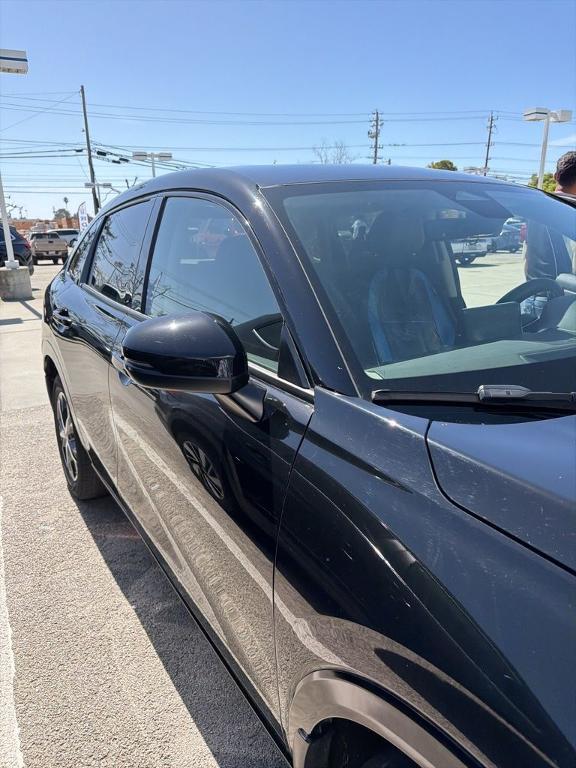 used 2025 Honda HR-V car, priced at $27,998