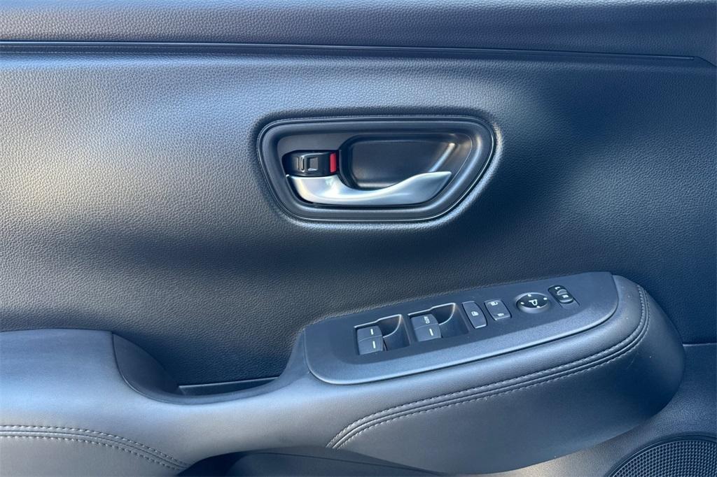 new 2026 Honda HR-V car, priced at $27,650