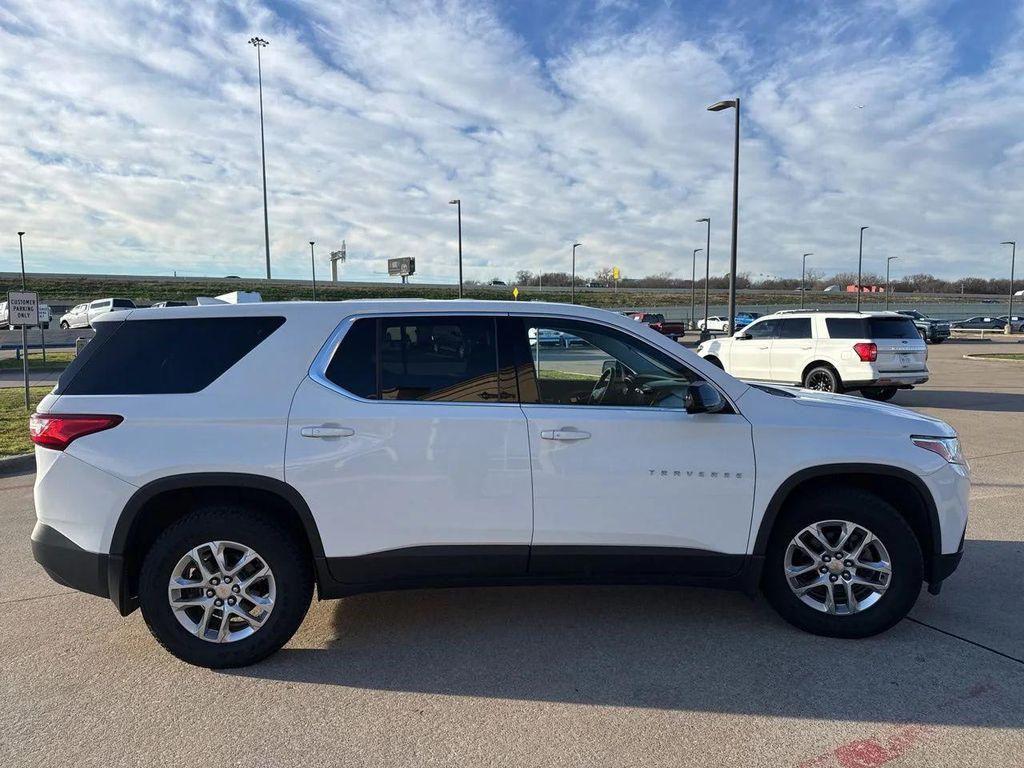 used 2018 Chevrolet Traverse car, priced at $13,656