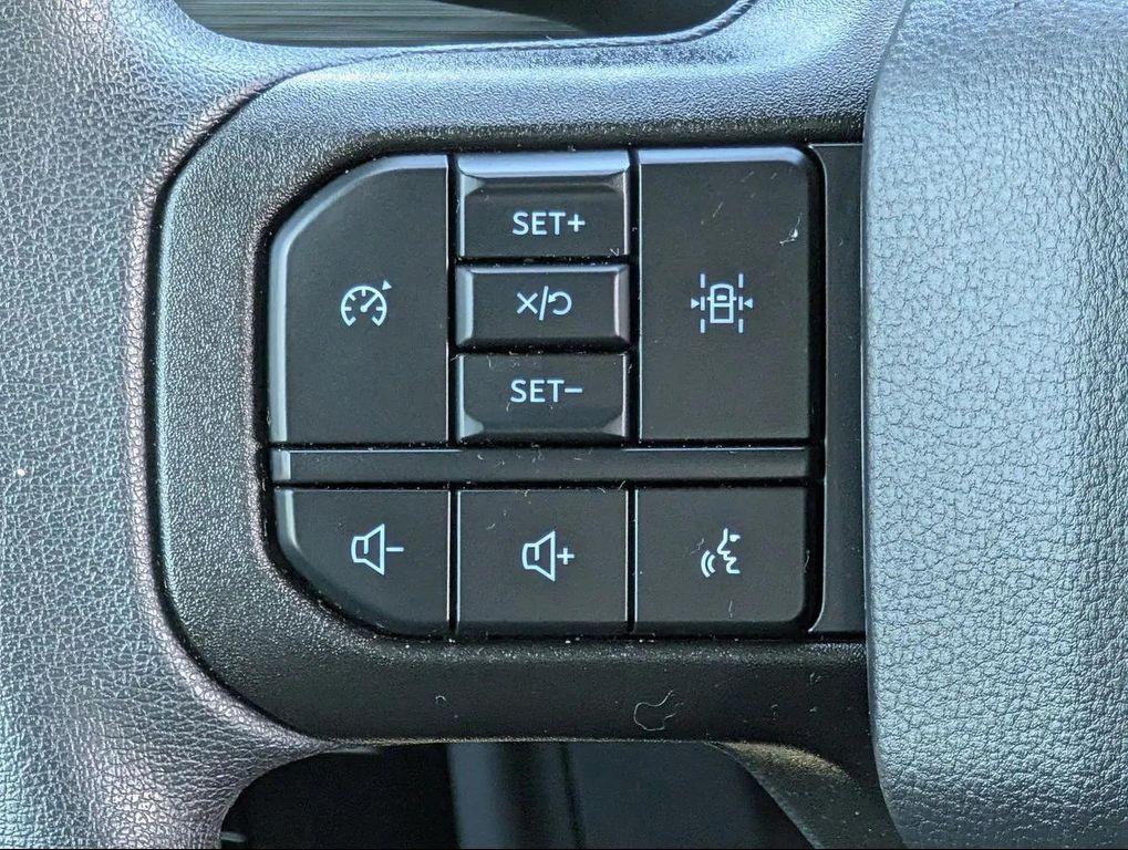 new 2025 Ford F-150 car, priced at $41,718