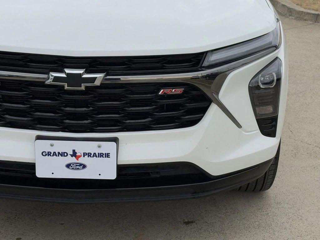 used 2025 Chevrolet Trax car, priced at $21,299