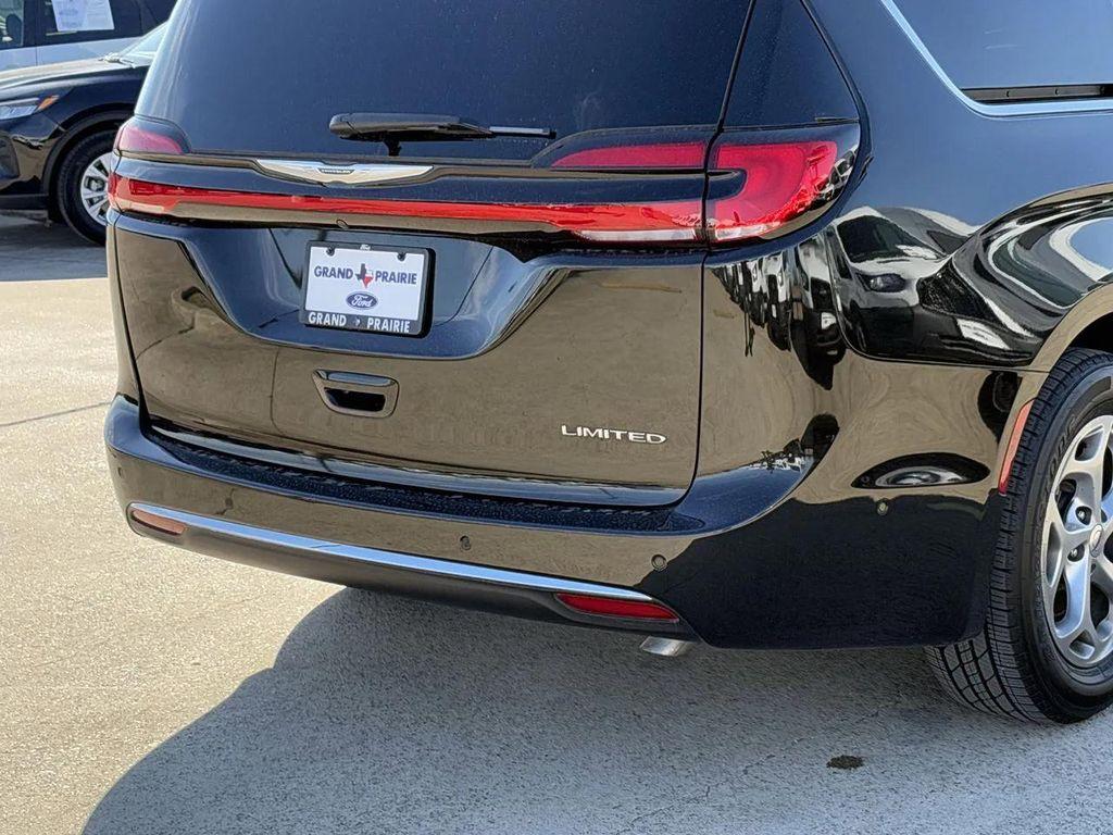 used 2023 Chrysler Pacifica car, priced at $23,188