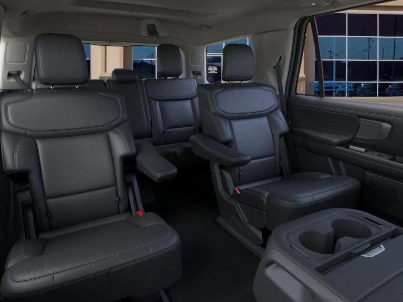 new 2025 Ford Expedition car, priced at $73,831