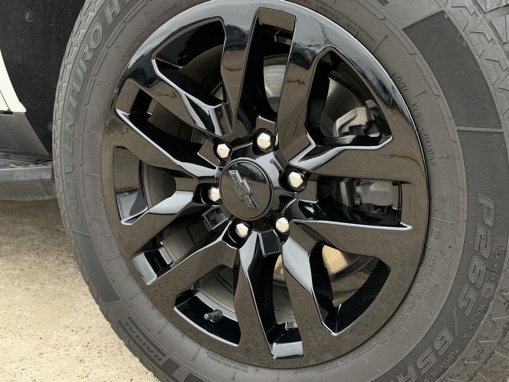 used 2024 Chevrolet Tahoe car, priced at $40,399