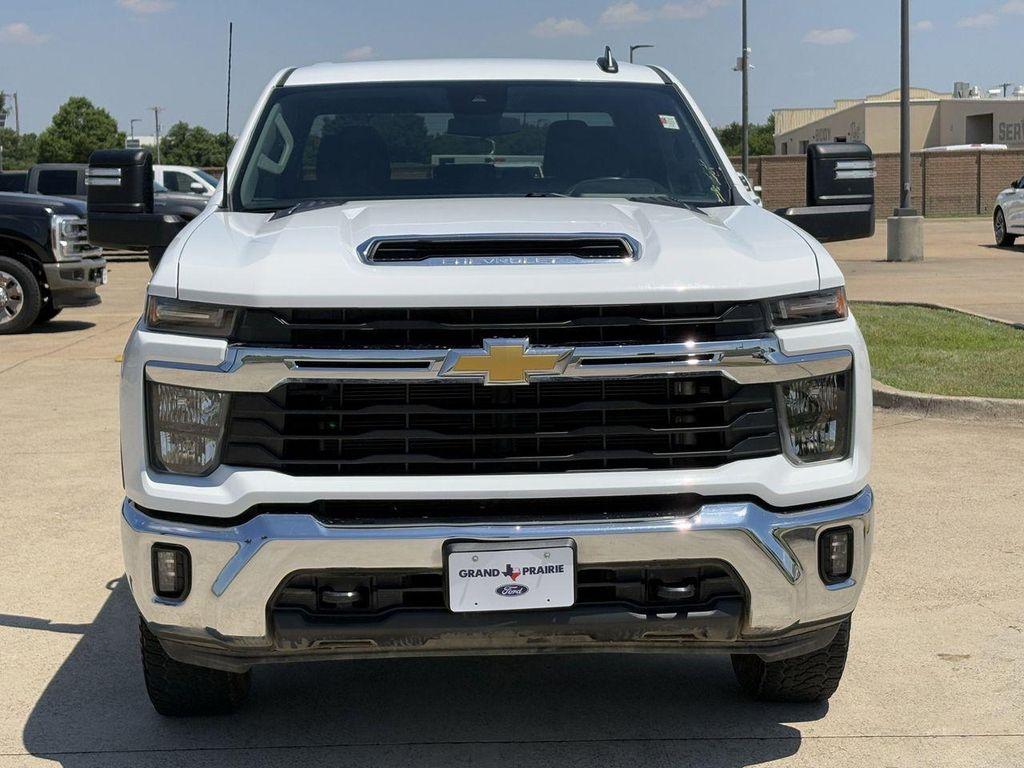used 2024 Chevrolet Silverado 2500 car, priced at $41,286