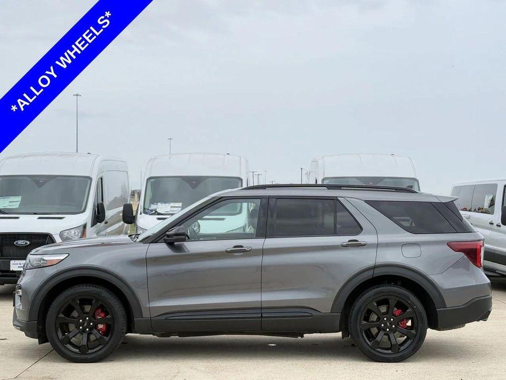 used 2022 Ford Explorer car, priced at $29,638