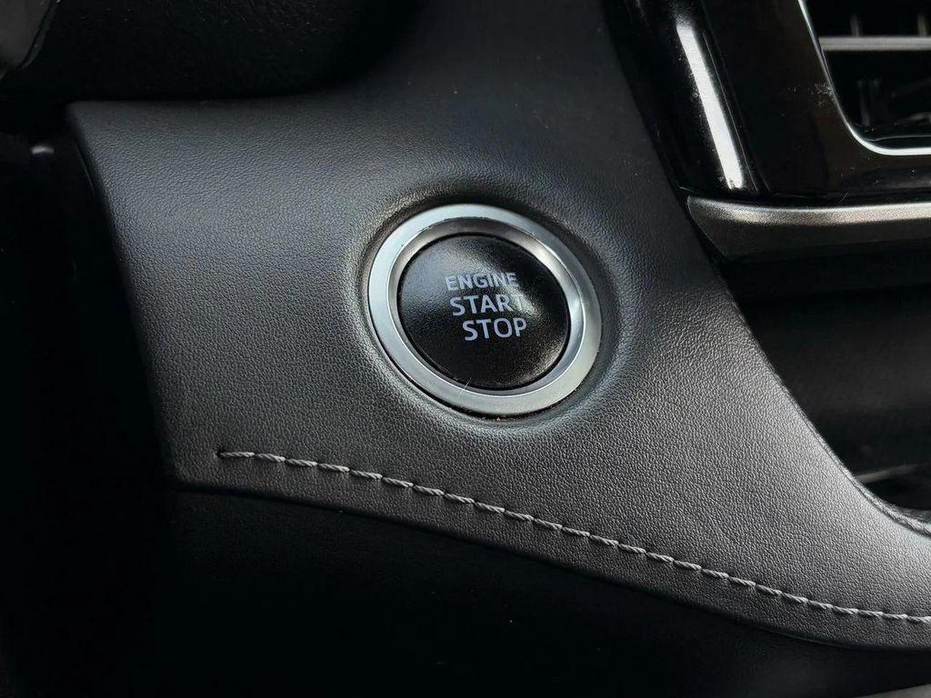 used 2020 Toyota Highlander car, priced at $23,289