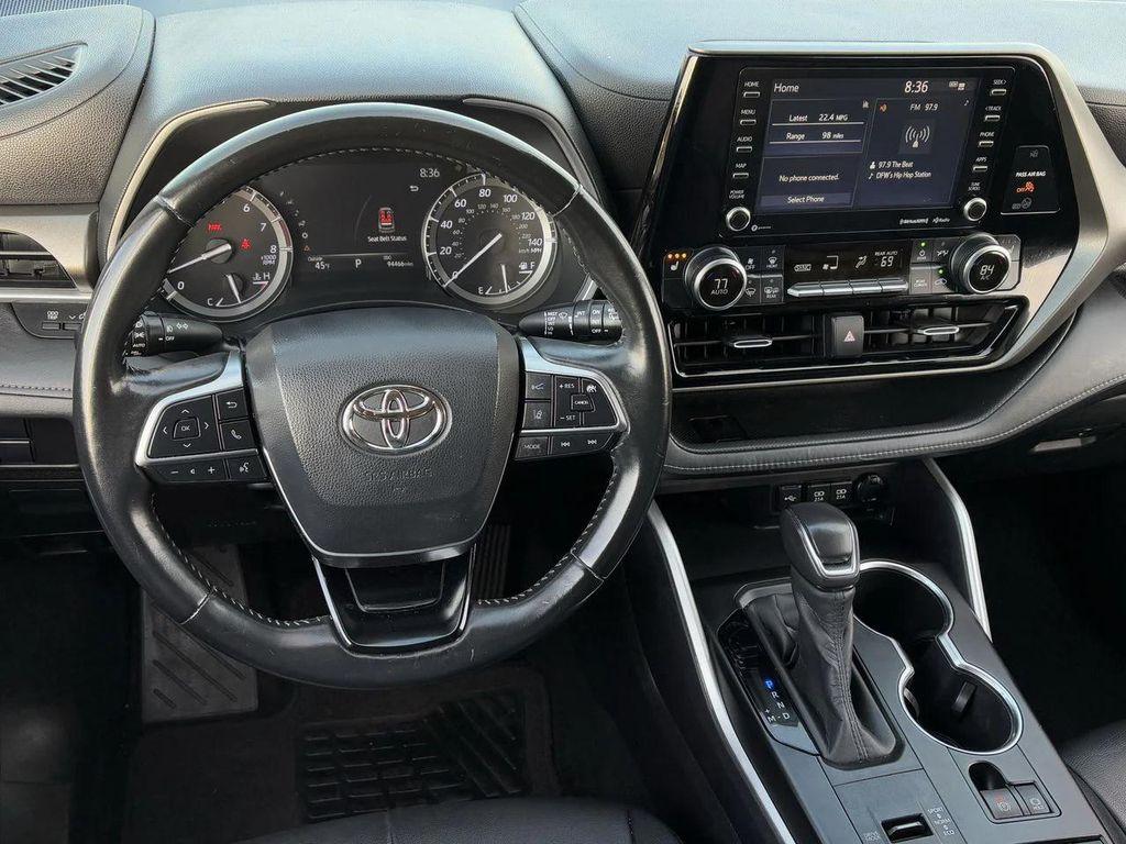 used 2020 Toyota Highlander car, priced at $23,289