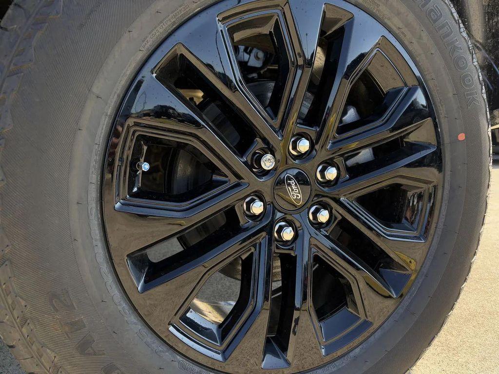 new 2026 Ford F-150 car, priced at $61,628