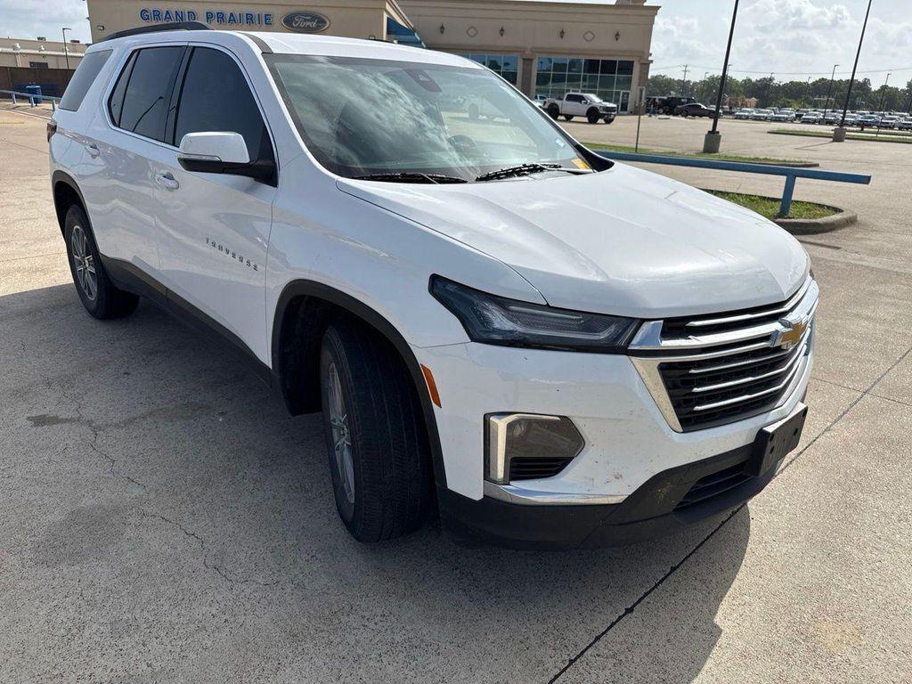 used 2023 Chevrolet Traverse car, priced at $26,981