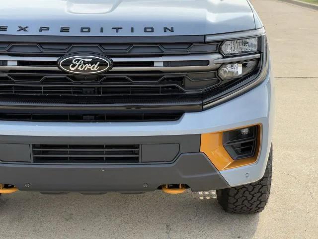 new 2026 Ford Expedition car, priced at $80,852