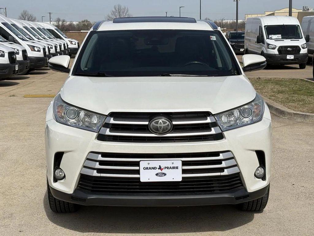 used 2018 Toyota Highlander car, priced at $19,886