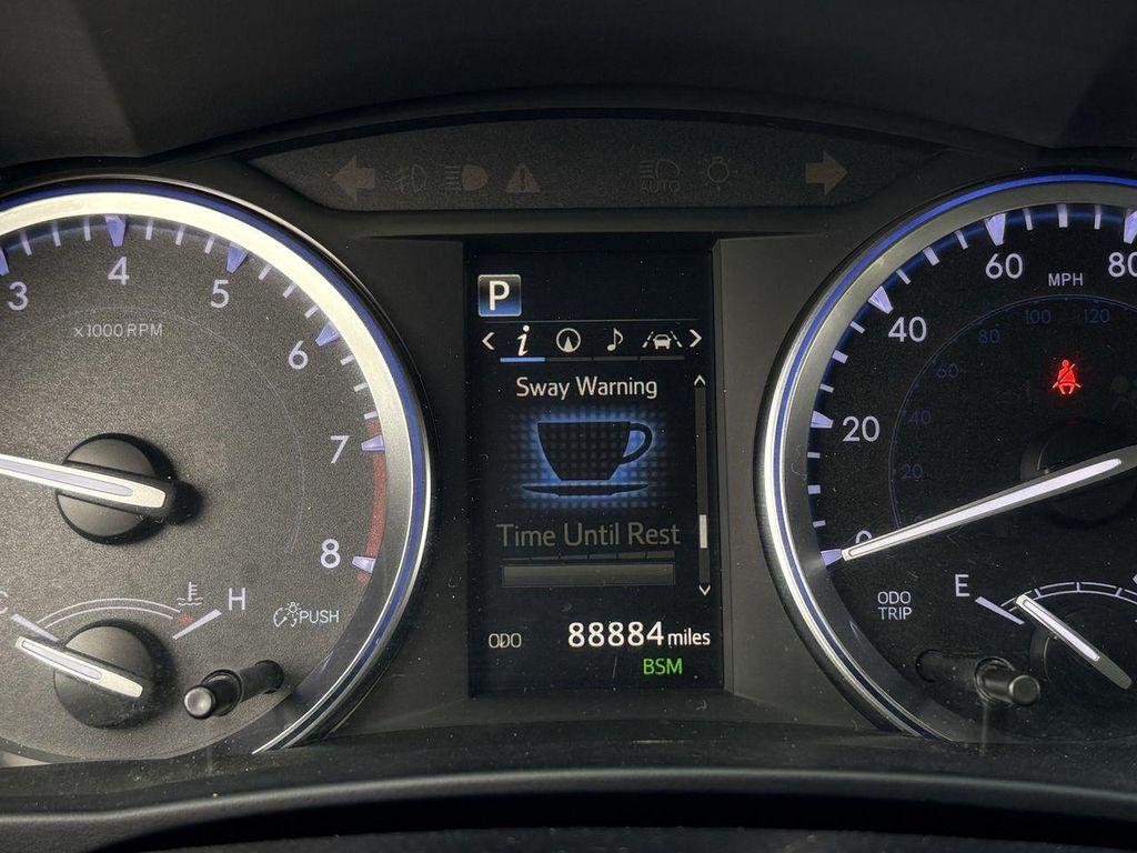 used 2018 Toyota Highlander car, priced at $19,886