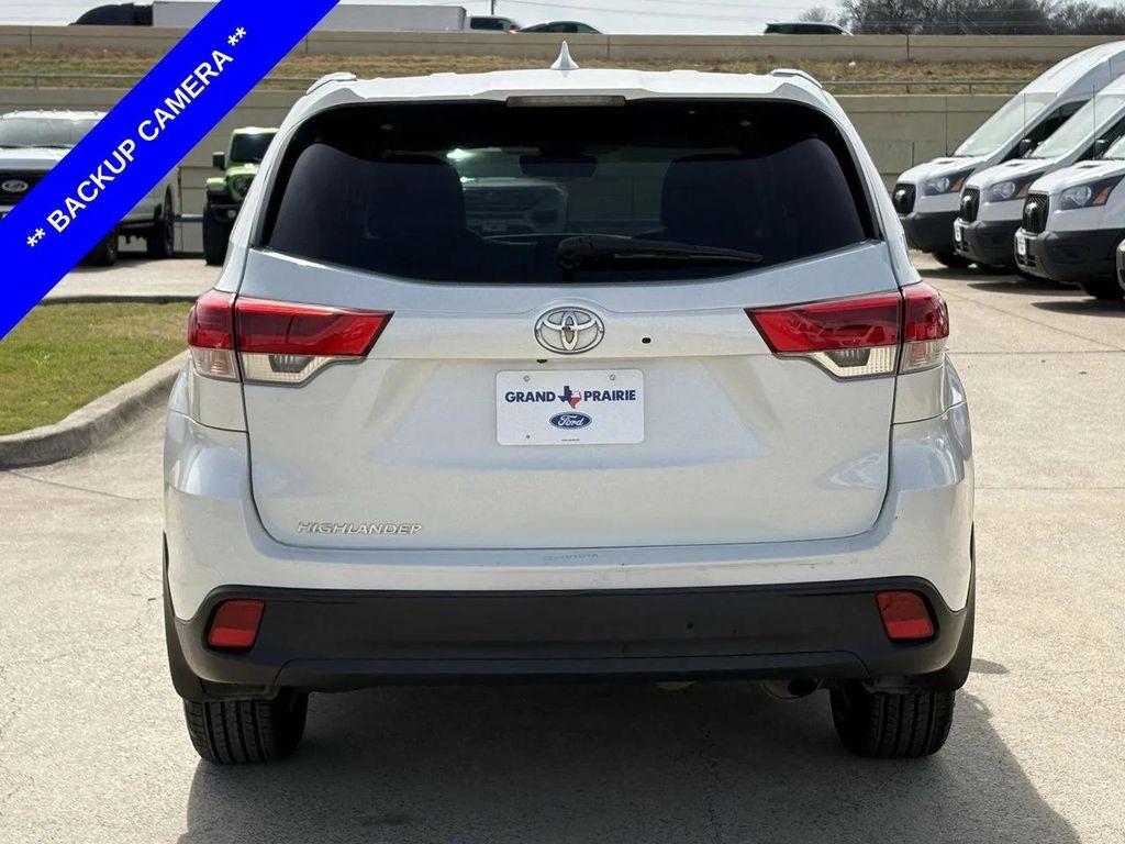 used 2018 Toyota Highlander car, priced at $19,886