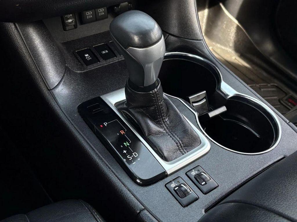 used 2018 Toyota Highlander car, priced at $19,886