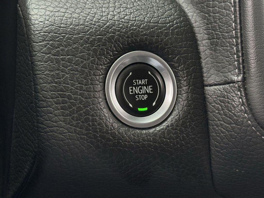 used 2022 GMC Yukon car, priced at $40,735