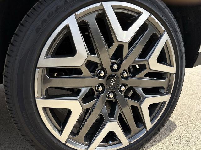 new 2026 Ford Expedition car, priced at $86,545