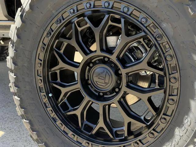new 2025 Ford Bronco car, priced at $55,925