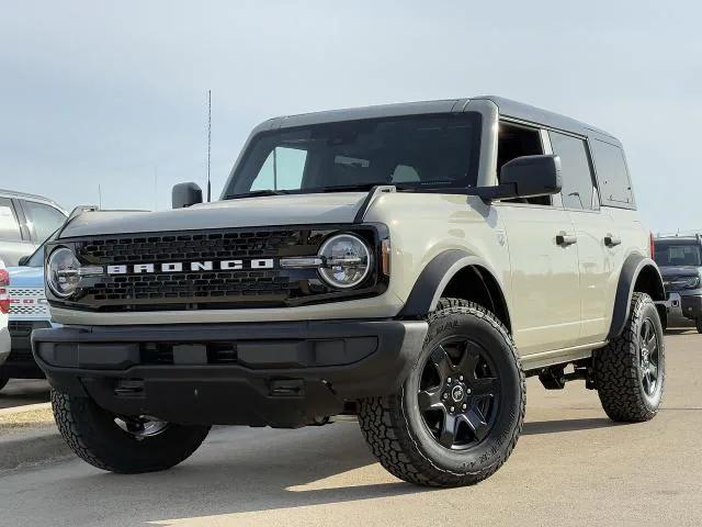 new 2025 Ford Bronco car, priced at $44,396