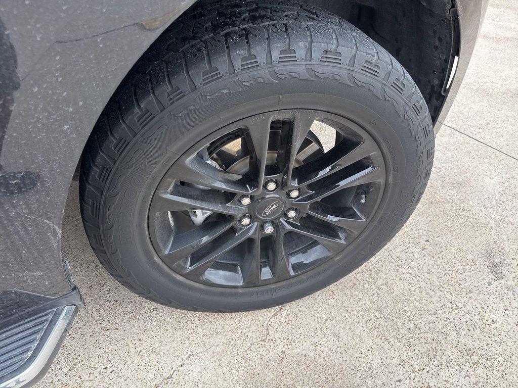 used 2022 Ford Expedition Max car, priced at $42,020