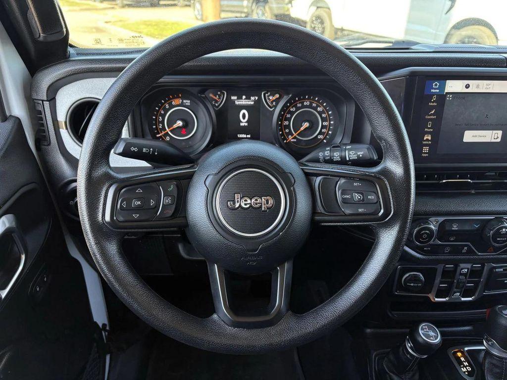used 2025 Jeep Wrangler car, priced at $33,704