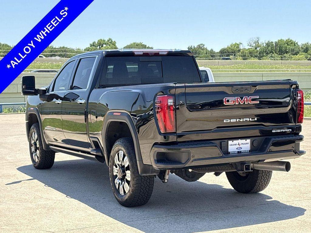 used 2024 GMC Sierra 2500 car, priced at $71,777