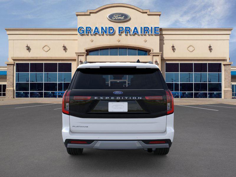 new 2025 Ford Expedition car, priced at $73,831