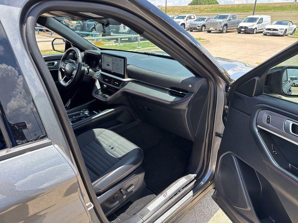 used 2025 Ford Explorer car, priced at $37,229