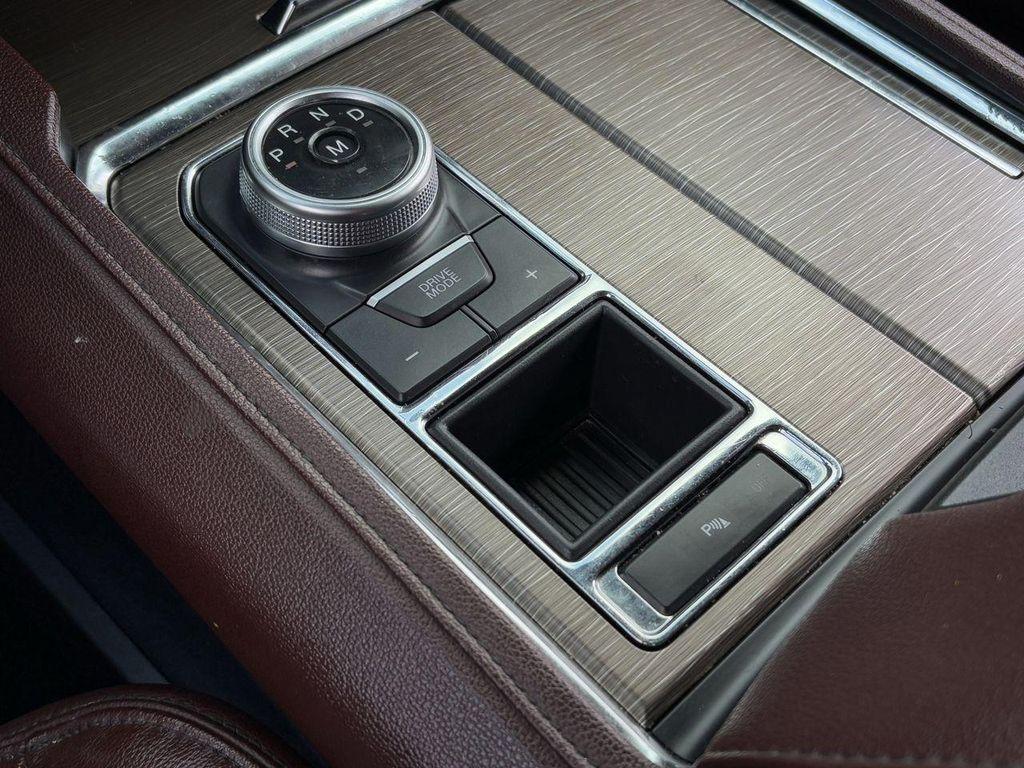 used 2022 Ford Expedition car, priced at $31,892