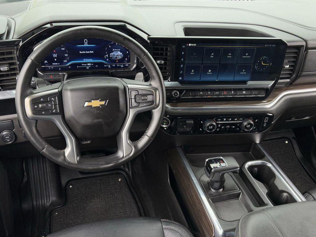 used 2024 Chevrolet Silverado 1500 car, priced at $34,301