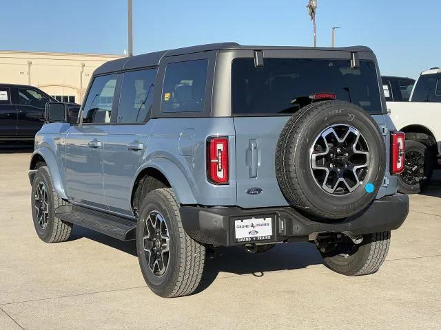 new 2025 Ford Bronco car, priced at $48,418