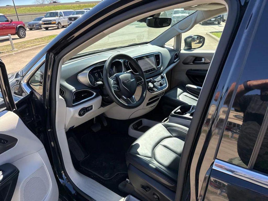 used 2023 Chrysler Pacifica car, priced at $21,627