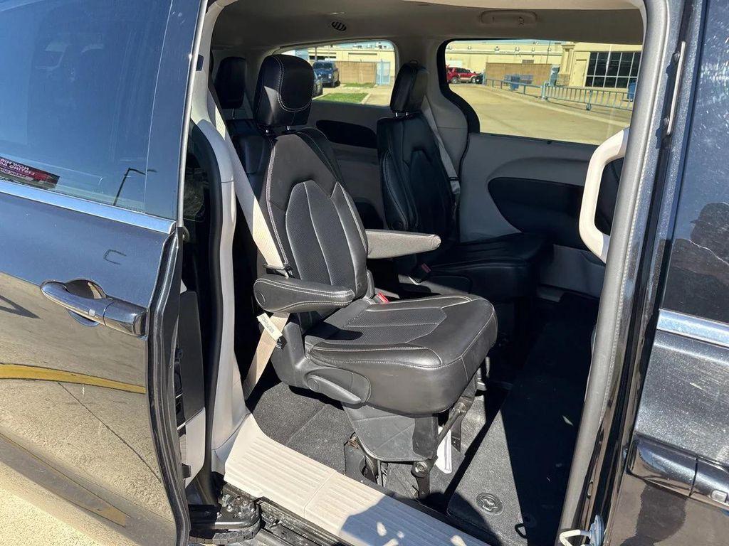 used 2023 Chrysler Pacifica car, priced at $21,627