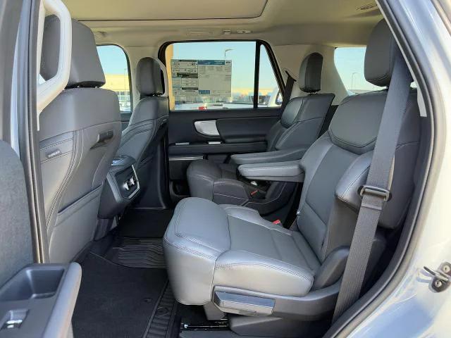 new 2025 Ford Expedition car, priced at $63,114